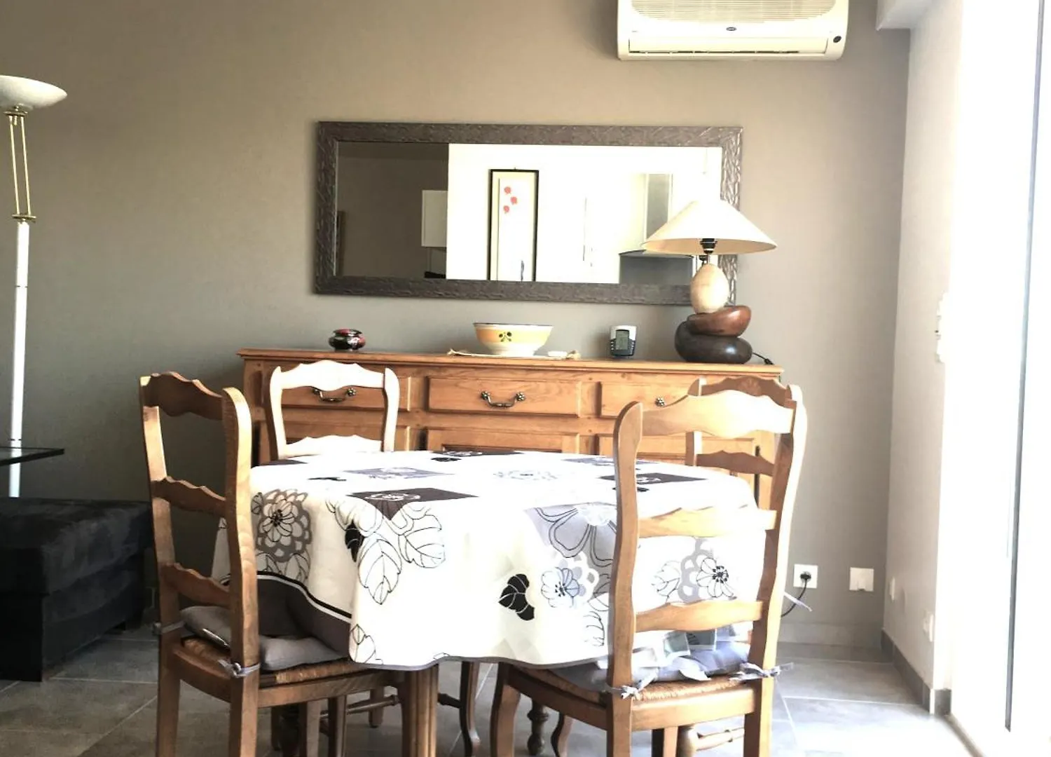 Apartment Les Anthemis- Bord De Mer Saint-Raphael